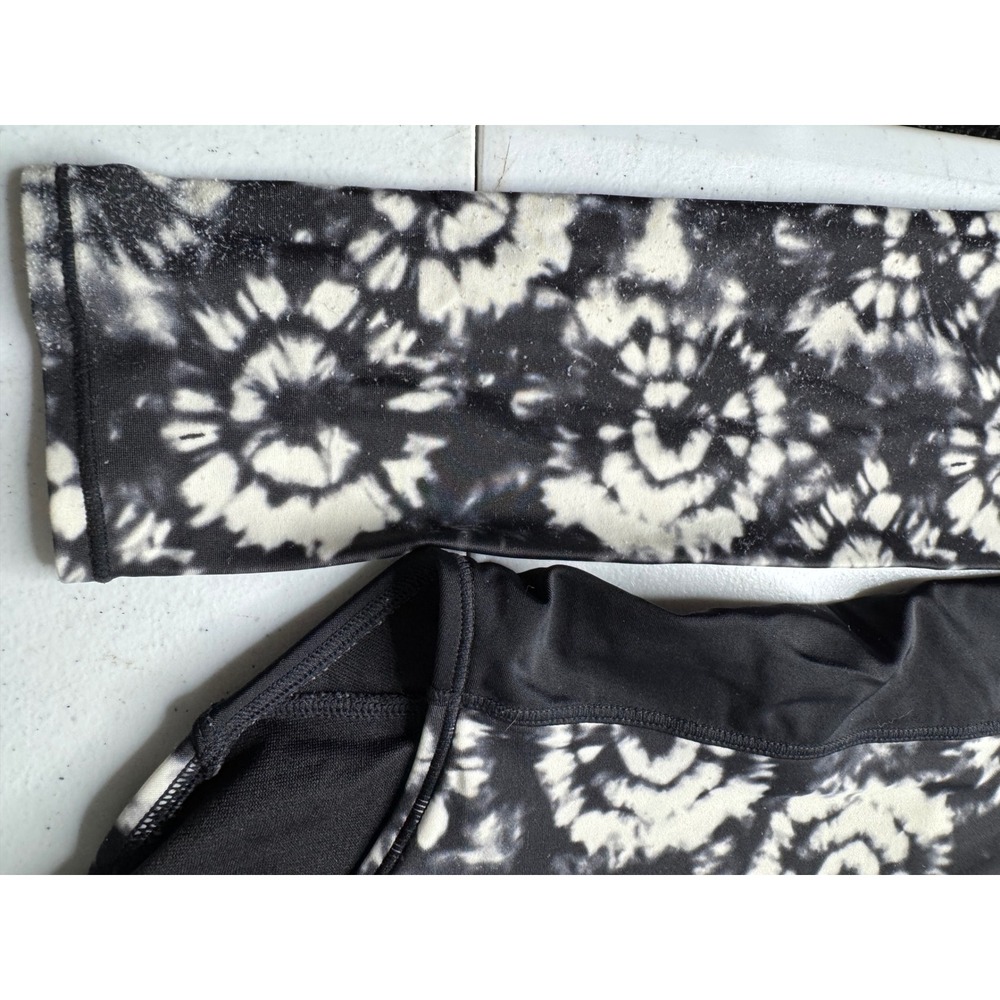 Athleta Girl Long Sleeve One Piece Swimsuit Tie Dye Black White Half Zip L 12 - Picture 4 of 8